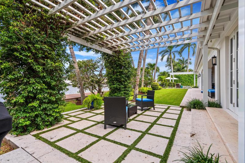  Single Family Homes Photo 43:  Gulf Stream,  FL 33483