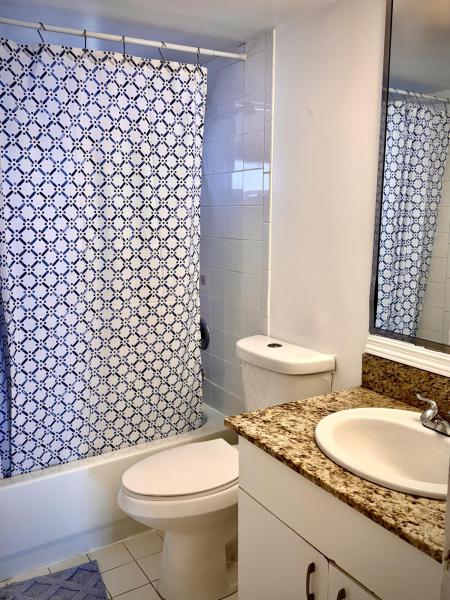  Condo & Townhome Photos