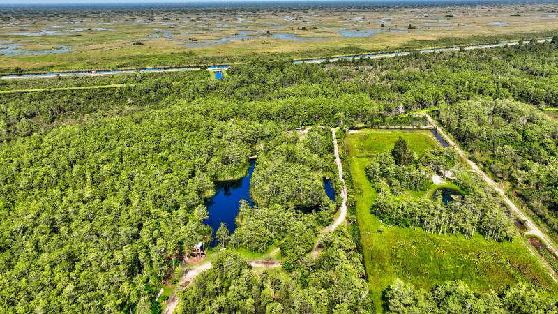  Commercial & Industrial Land Images 