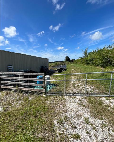  Commercial & Industrial Land Images 