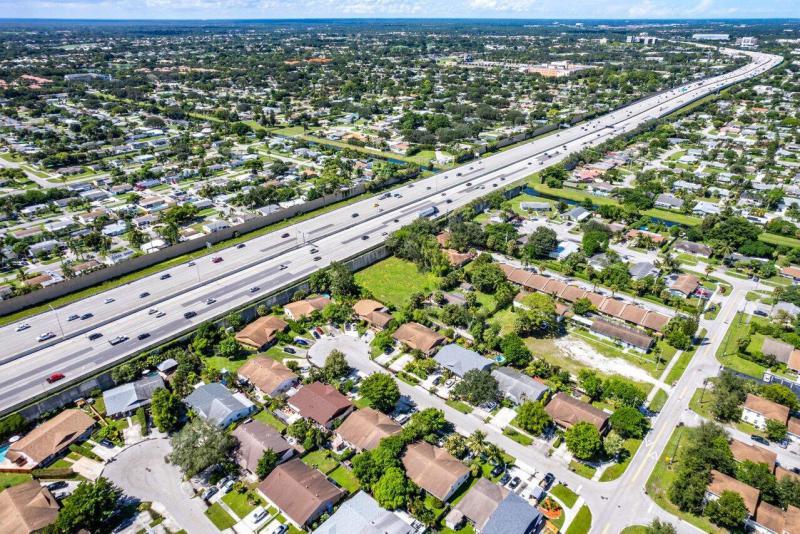  Commercial & Industrial Land Images 