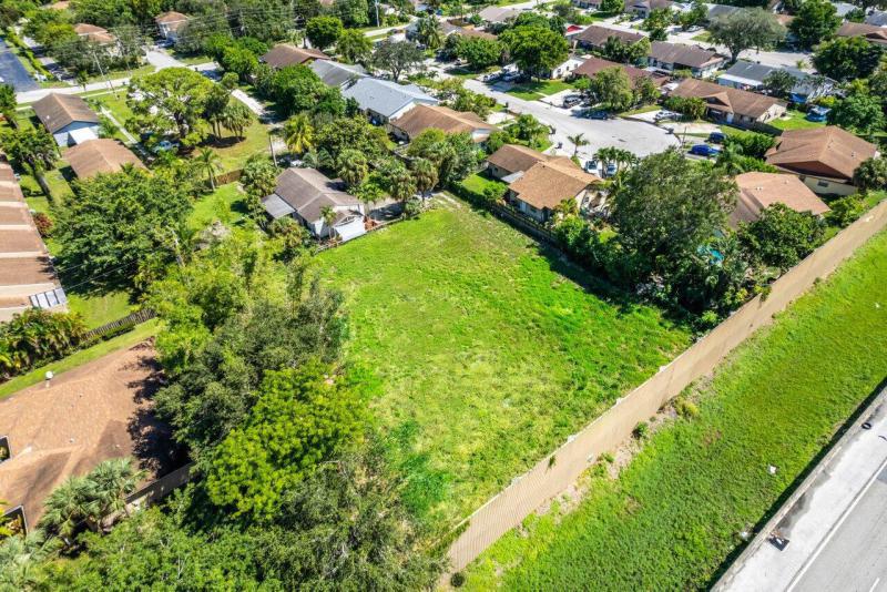  Commercial & Industrial Land Images 