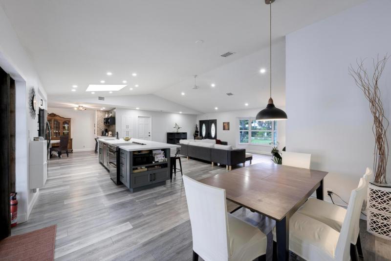  Single Family Homes Photo 15:  Parkland,  FL 33067