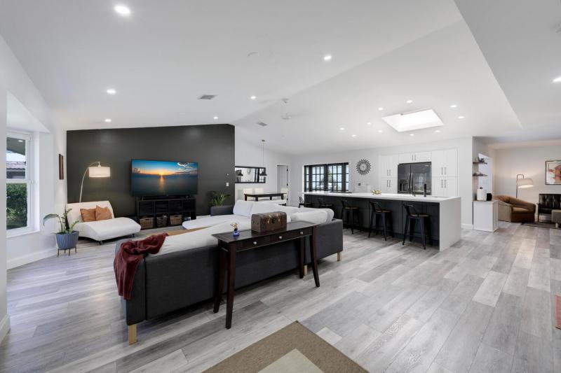 Single Family Homes Photo 19:  Parkland,  FL 33067