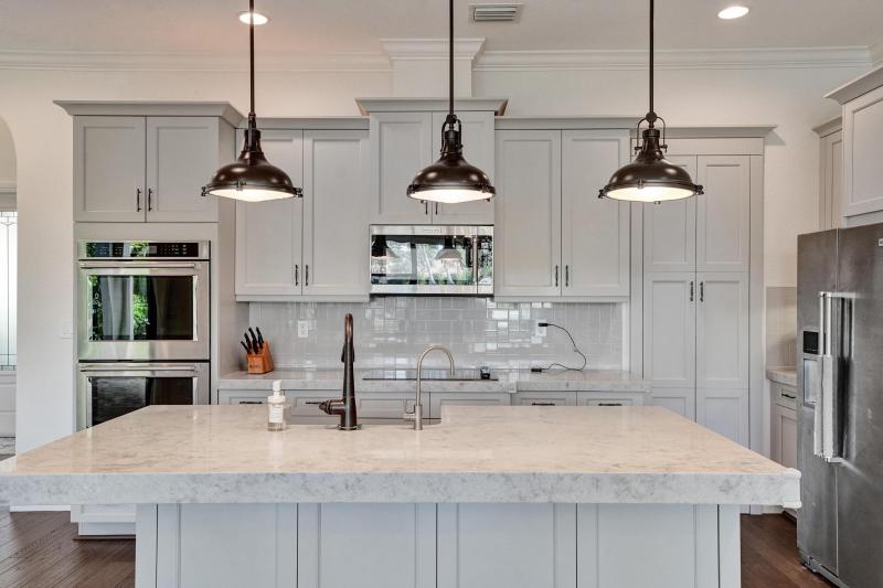  Single Family Homes Photo 17:  Pembroke Pines,  FL 33025