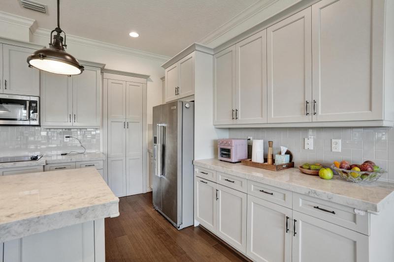  Single Family Homes Photo 18:  Pembroke Pines,  FL 33025