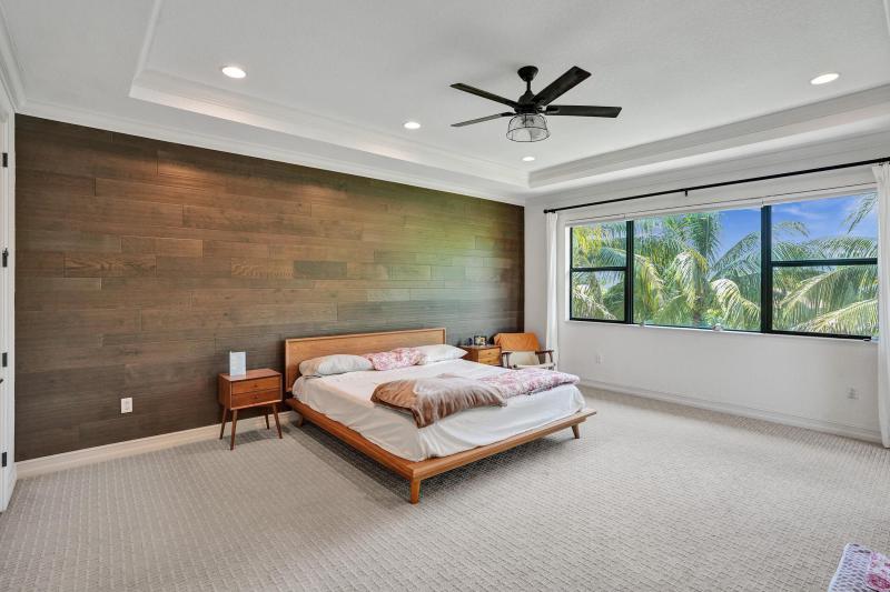  Single Family Homes Photo 30:  Pembroke Pines,  FL 33025