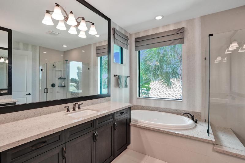  Single Family Homes Photo 33:  Pembroke Pines,  FL 33025