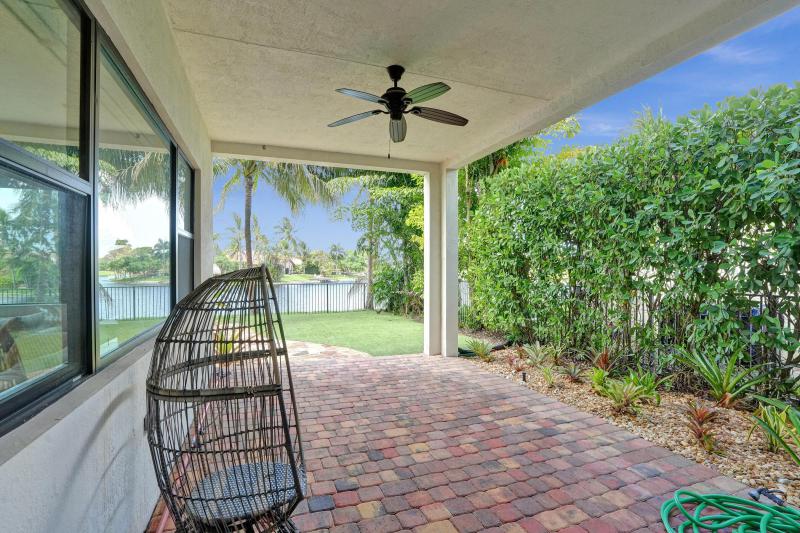  Single Family Homes Photo 49:  Pembroke Pines,  FL 33025