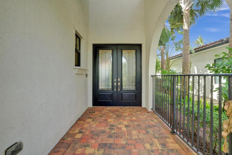  Single Family Homes Photo 61:  Pembroke Pines,  FL 33025