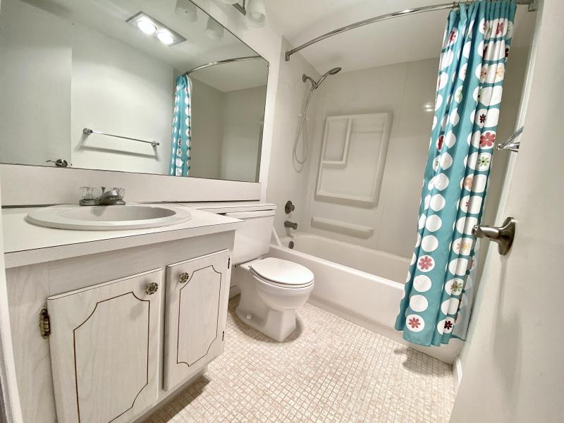  Condo & Townhome Photos