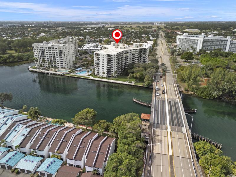 Condo & Townhome Photos