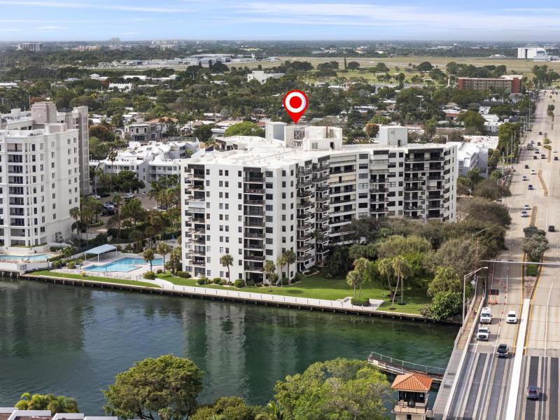  Condo & Townhome Photos