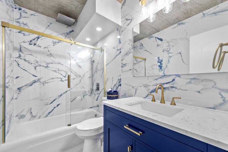  Condo & Townhome Photos