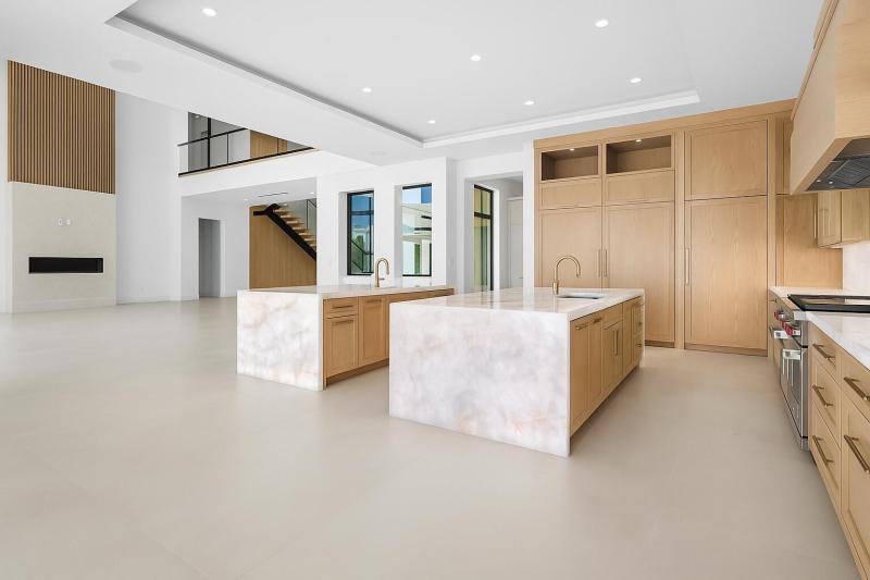  Single Family Homes Photo 11:  Jupiter,  FL 33469