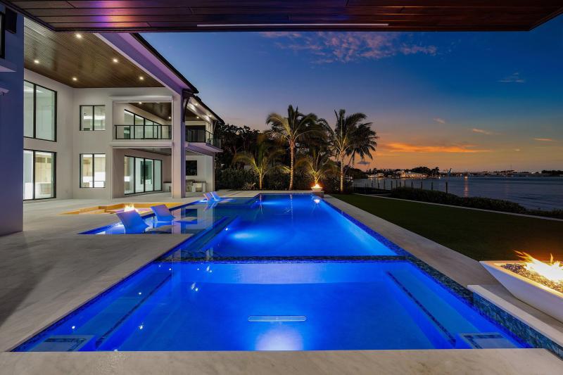  Single Family Homes Photo 117:  Jupiter,  FL 33469