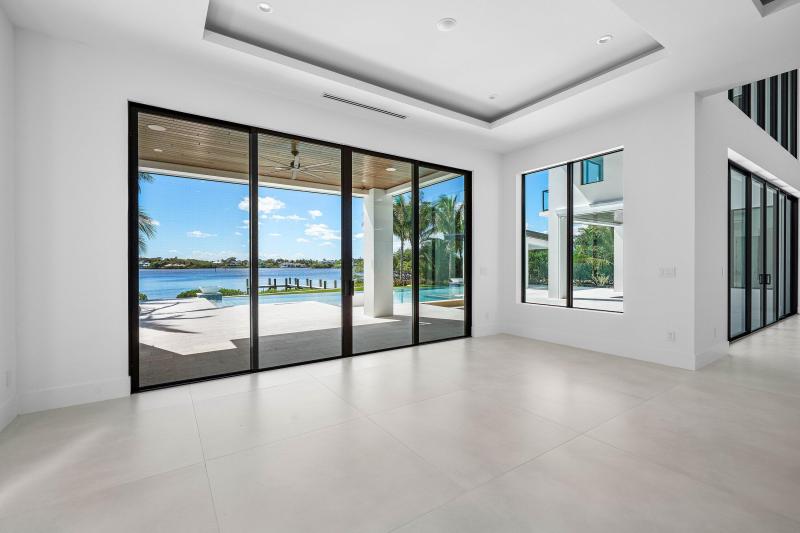  Single Family Homes Photo 20:  Jupiter,  FL 33469