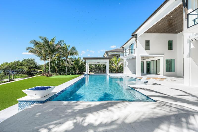 Single Family Homes Photo 77:  Jupiter,  FL 33469