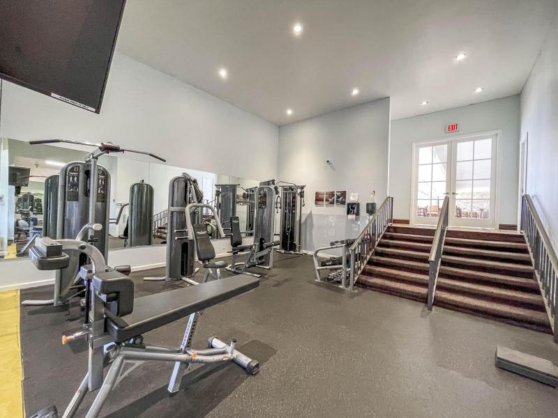  Condo & Townhome Photos