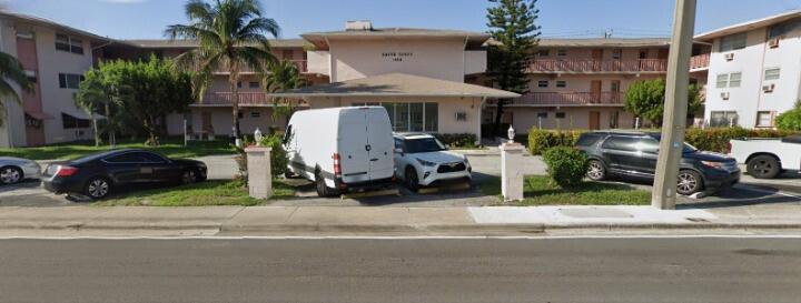  Condo & Townhome Photos