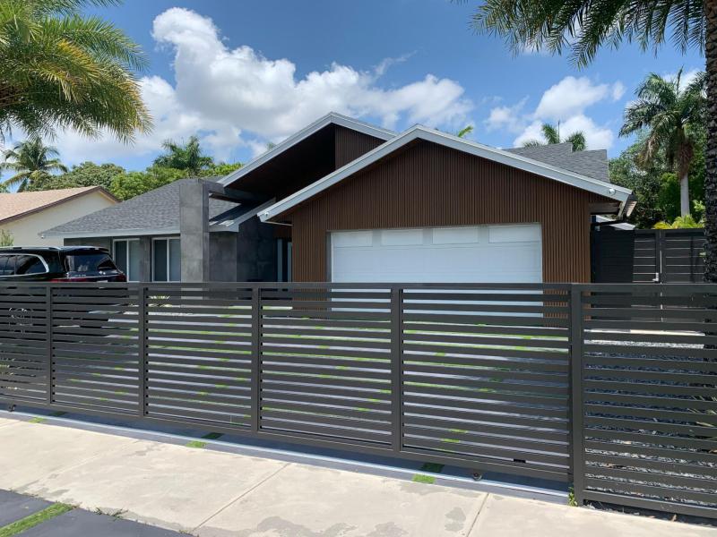  Single Family Homes Photo 3:  Fort Lauderdale,  FL 33319