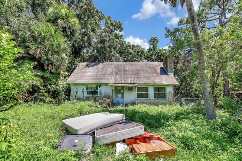  Commercial & Industrial Land Images 