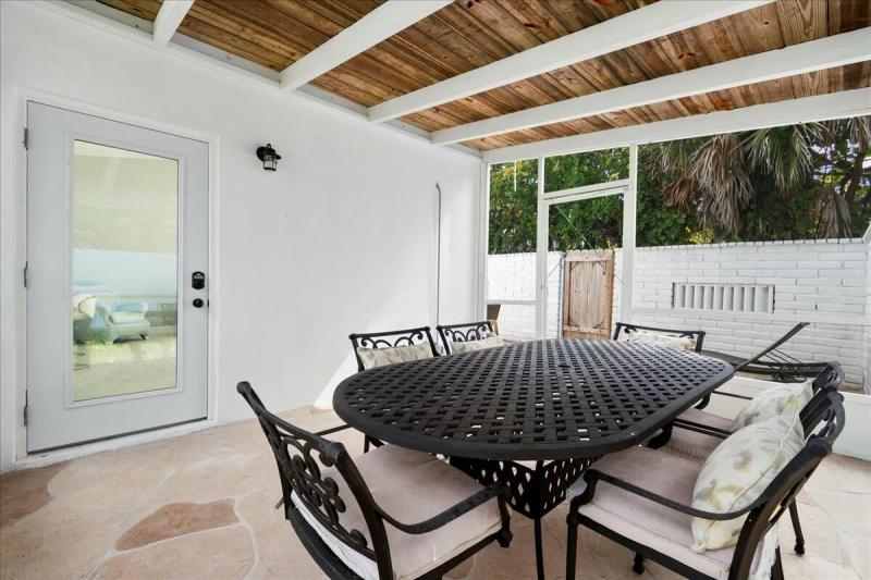 Duplex, Triplex and Fourplex Images