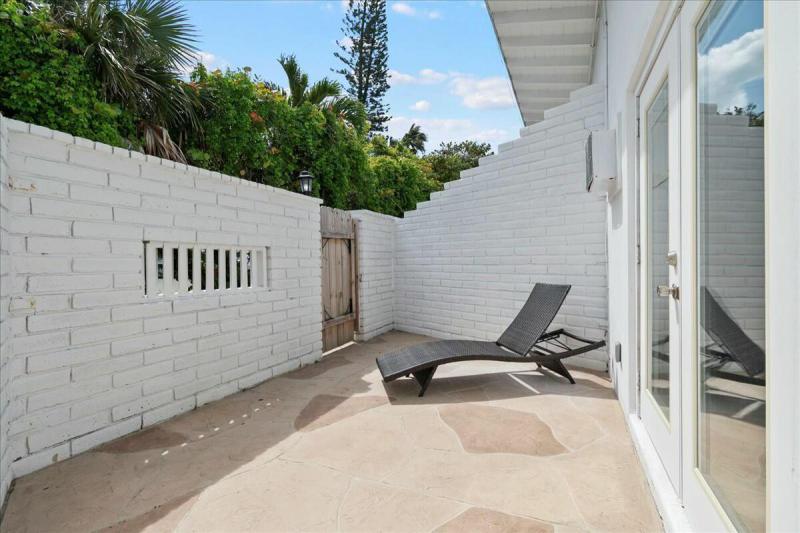 Duplex, Triplex and Fourplex Images