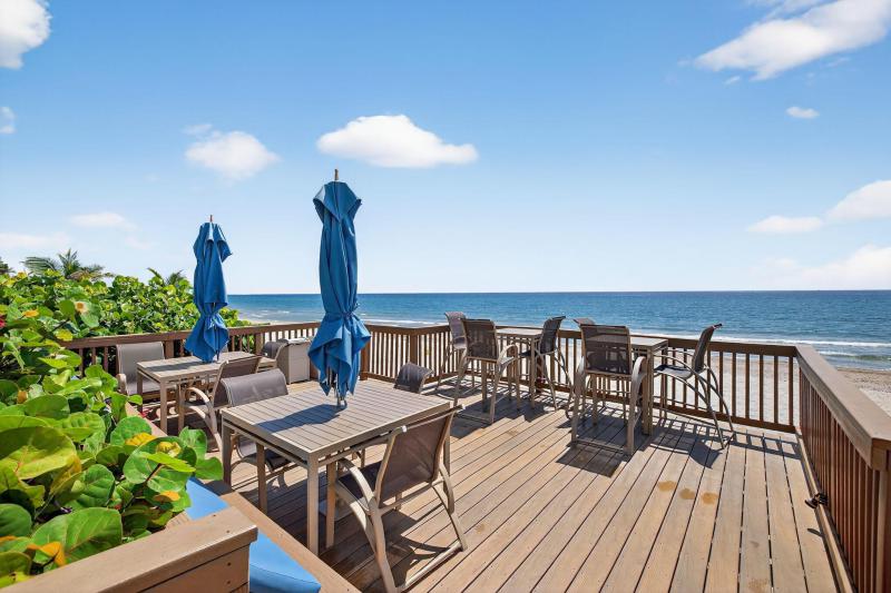  Condo & Townhome Photos