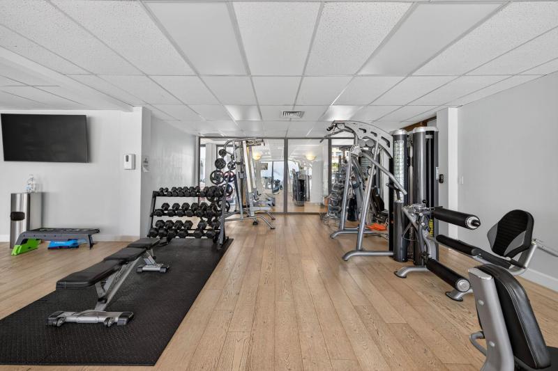  Condo & Townhome Photos