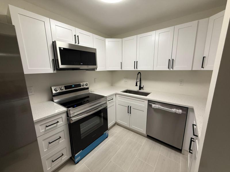  Condo & Townhome Photos