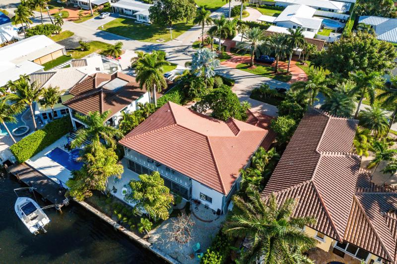  Single Family Homes Photo 19:  Lauderdale By The Sea,  FL 33308