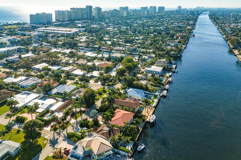  Single Family Homes Photo 3:  Lauderdale By The Sea,  FL 33308
