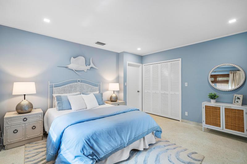  Single Family Homes Photo 34:  Lauderdale By The Sea,  FL 33308