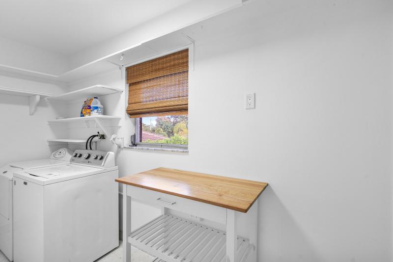  Single Family Homes Photo 42:  Lauderdale By The Sea,  FL 33308