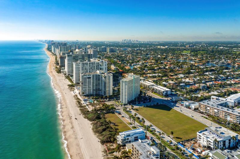  Single Family Homes Photo 67:  Lauderdale By The Sea,  FL 33308