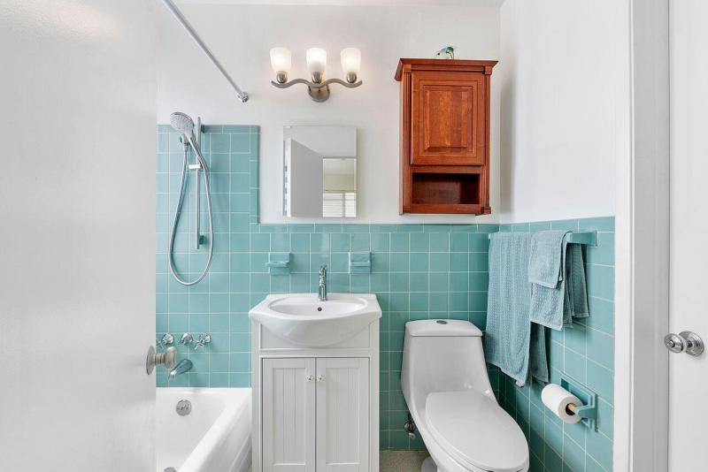  Condo & Townhome Photos
