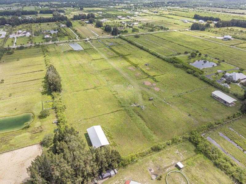  Commercial & Industrial Land Images 