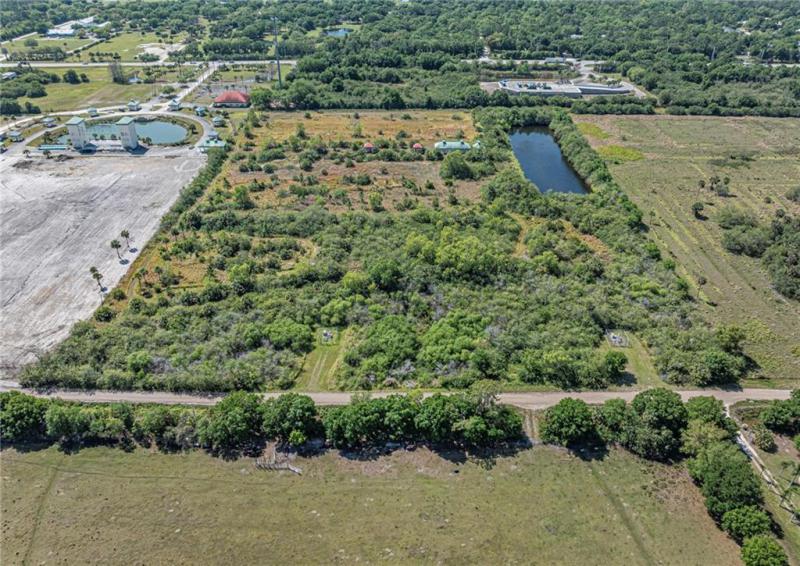  Commercial & Industrial Land Images 