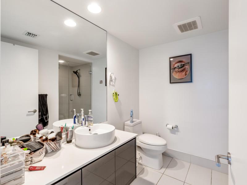  Condo & Townhome Photos
