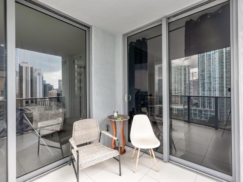  Condo & Townhome Photos