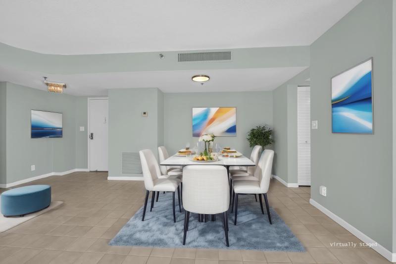  Condo & Townhome Photos
