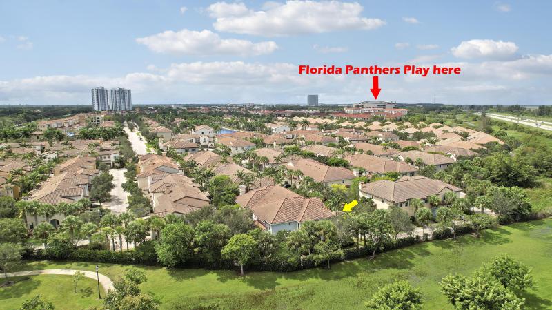  Condo & Townhome Photos