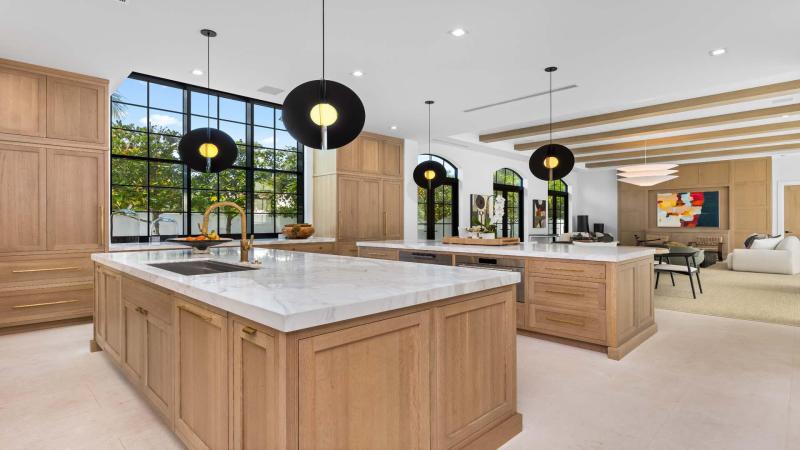  Single Family Homes Photo 11:  Delray Beach,  FL 33483