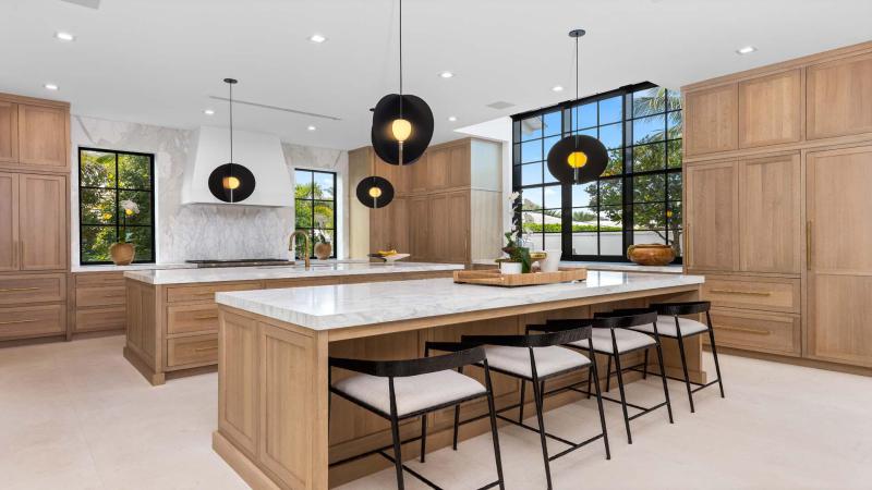  Single Family Homes Photo 9:  Delray Beach,  FL 33483