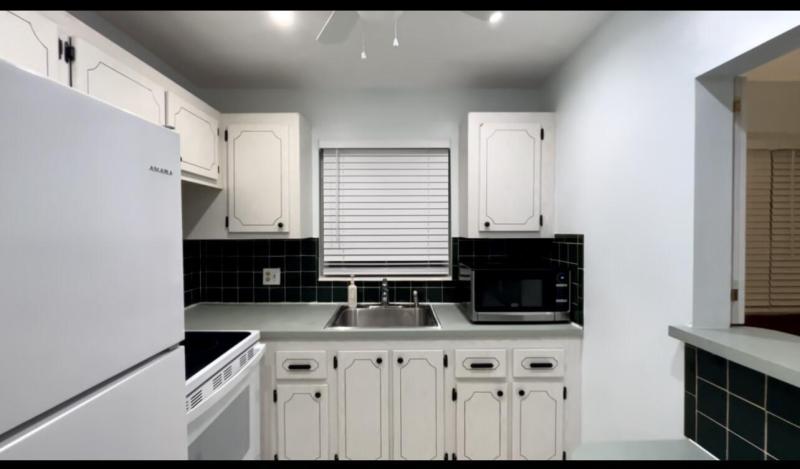  Condo & Townhome Photos