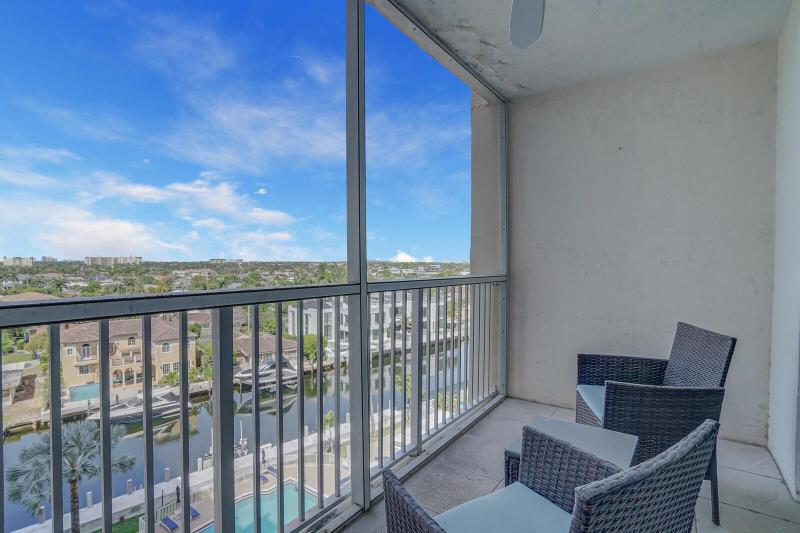  Condo & Townhome Photos