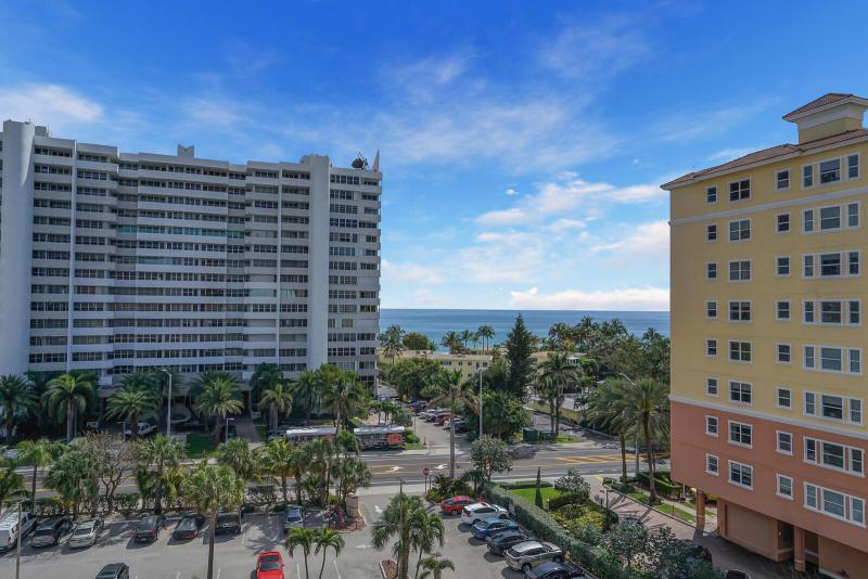  Condo & Townhome Photos