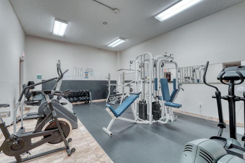 Condo & Townhome Photos