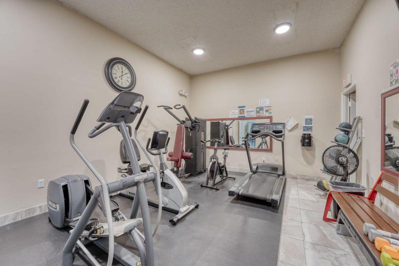  Condo & Townhome Photos
